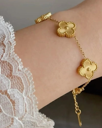 Bracelet Trèfle Doré Signature
