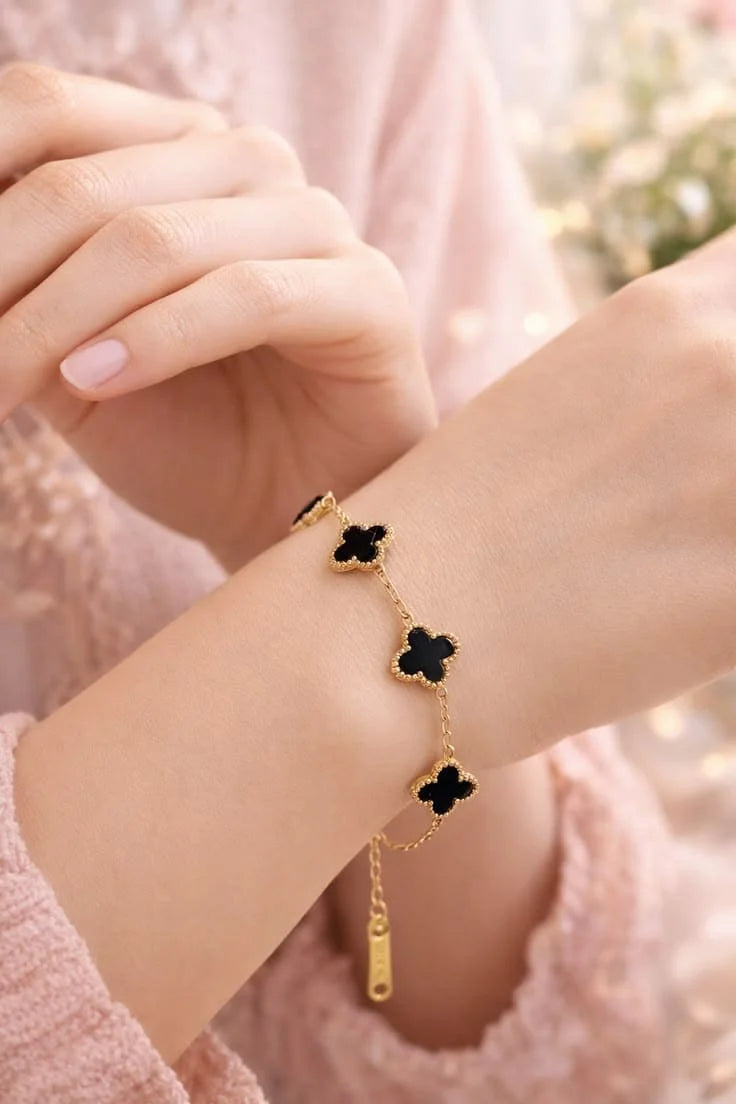 Bracelet Trèfle Noir Élégance