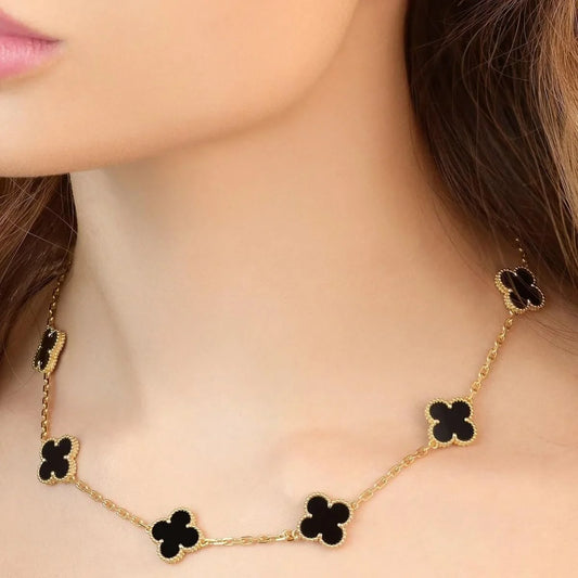 Collier Intemporel Trèfle Noir