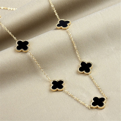 Collier Intemporel Trèfle Noir